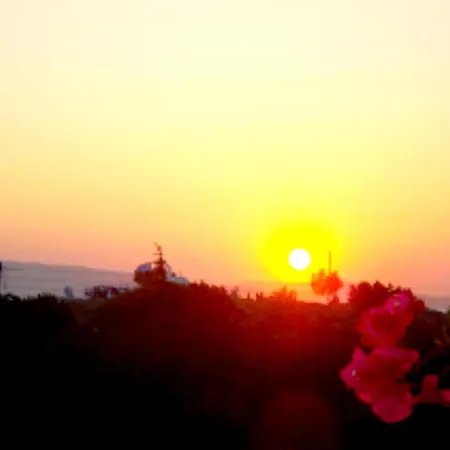 Castello Azzurro Agia Anna (Naxos)