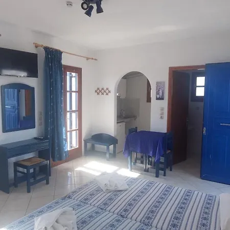 Castello Azzurro * Agia Anna (Naxos)